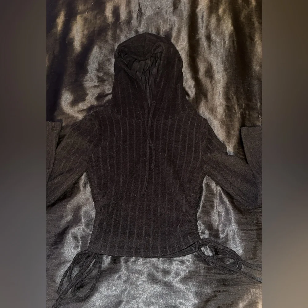 Shirt - Picture 1 of 1